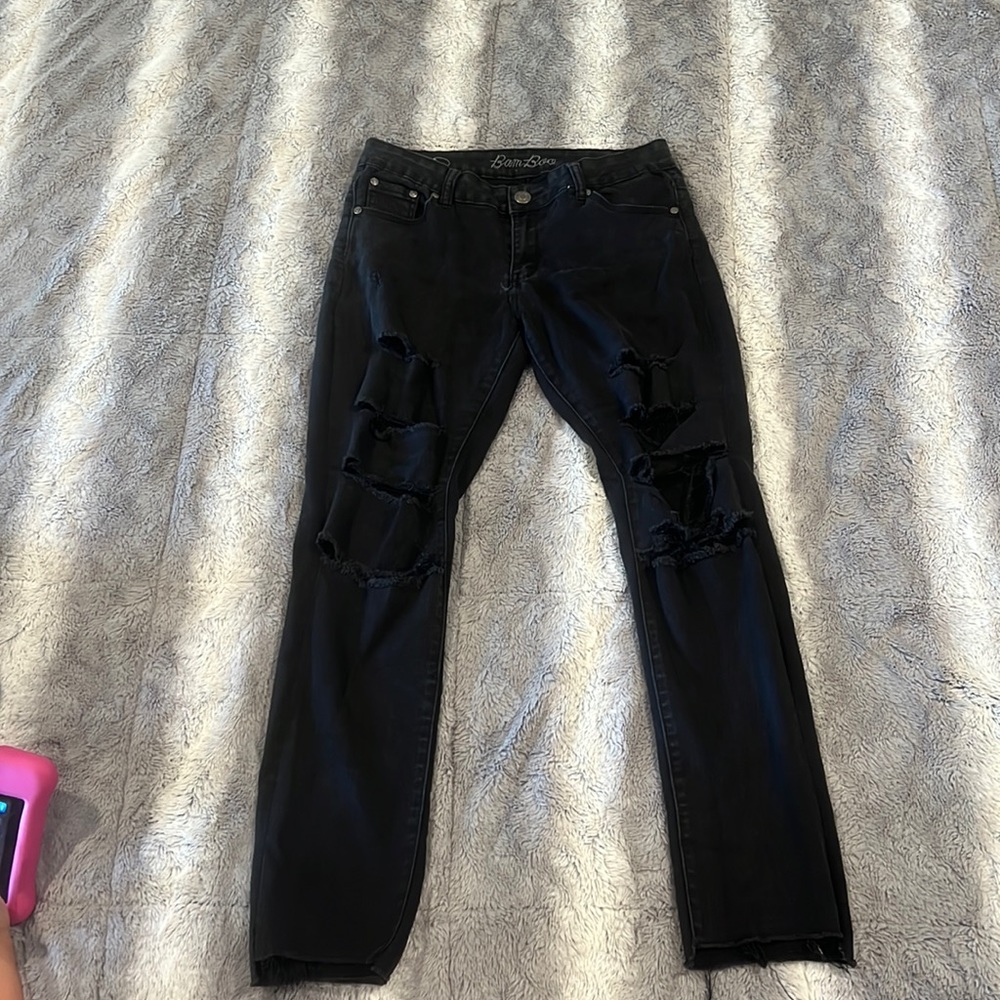 🔴➡️4/$10!!!⬅️🔴 Distressed ripped black jeans